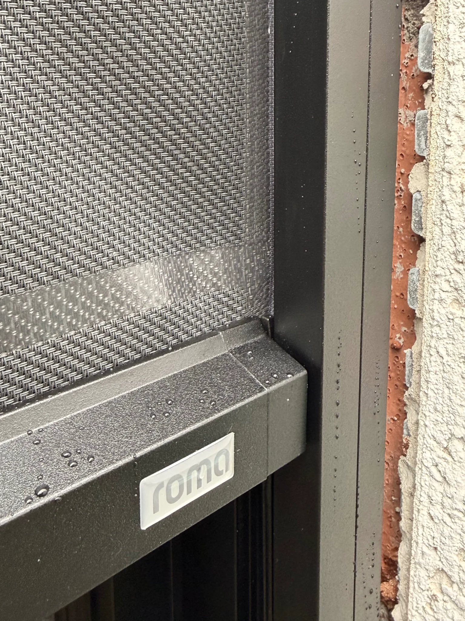 Gewebe und Führung eines ZIP-Screens im Detail